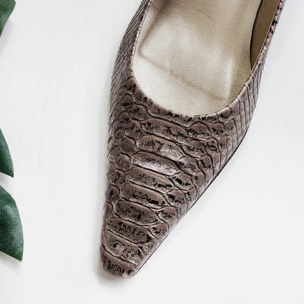 Peter Kaiser Taupe Textured Heels - Picture 3 of 16